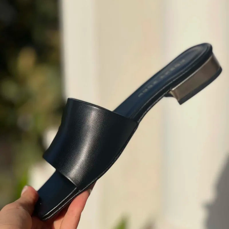 Mules Noires en Cuir Mat à Talon Doré F2