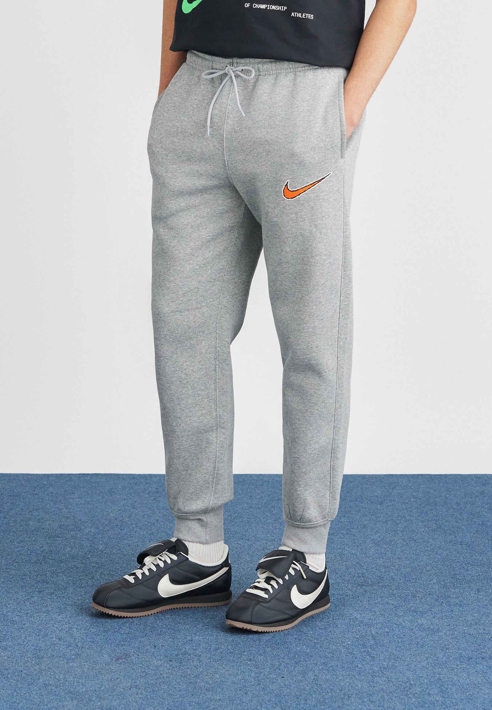 NEO VARSITY - Pantalon de survêtement - grey heather/smoke grey/black
