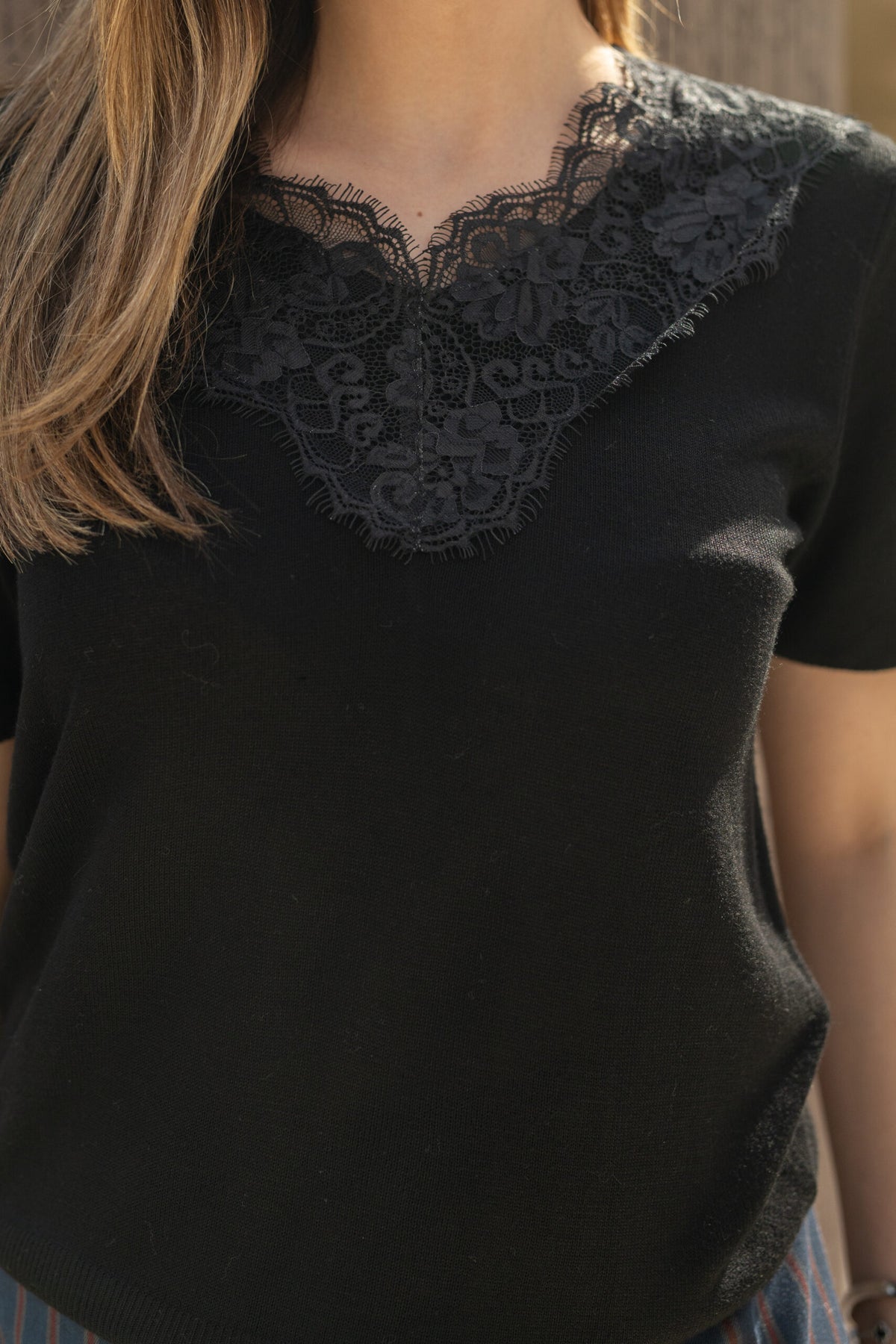 Pull Yasmina Black
