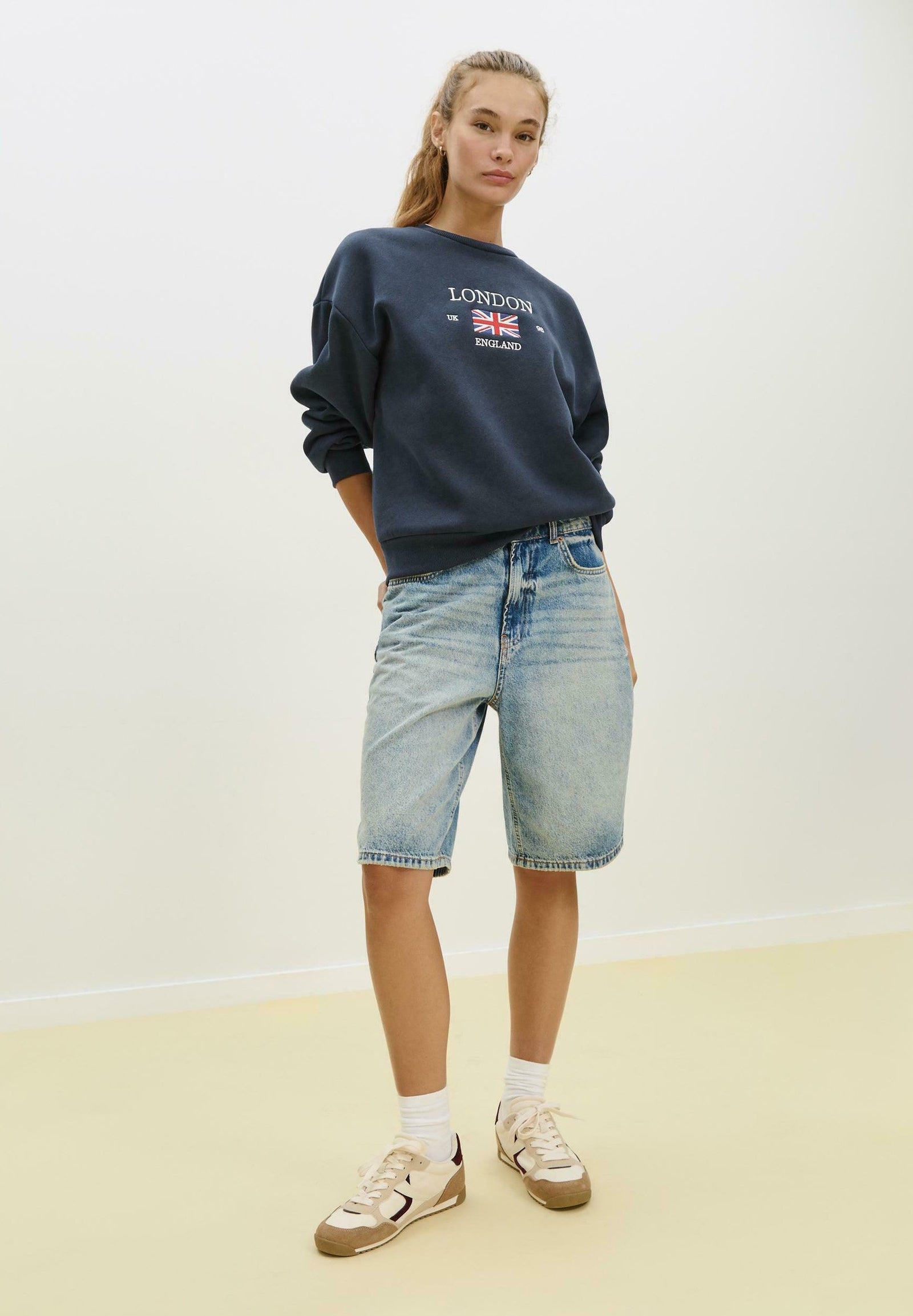 EMBROIDERED LONDON - Sweatshirt - mottled dark blue