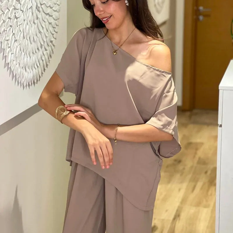 Ensemble Rania 2 Pièces — Haut Asymétrique & Pantalon Fluide