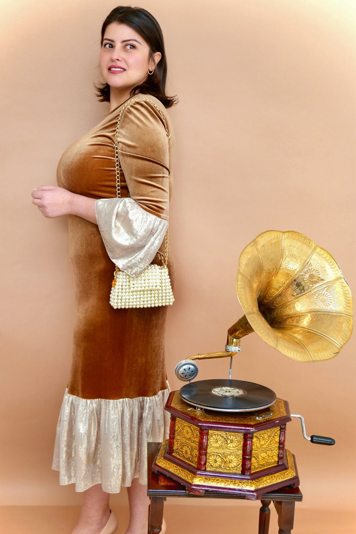 Robe Helwa Dorée
