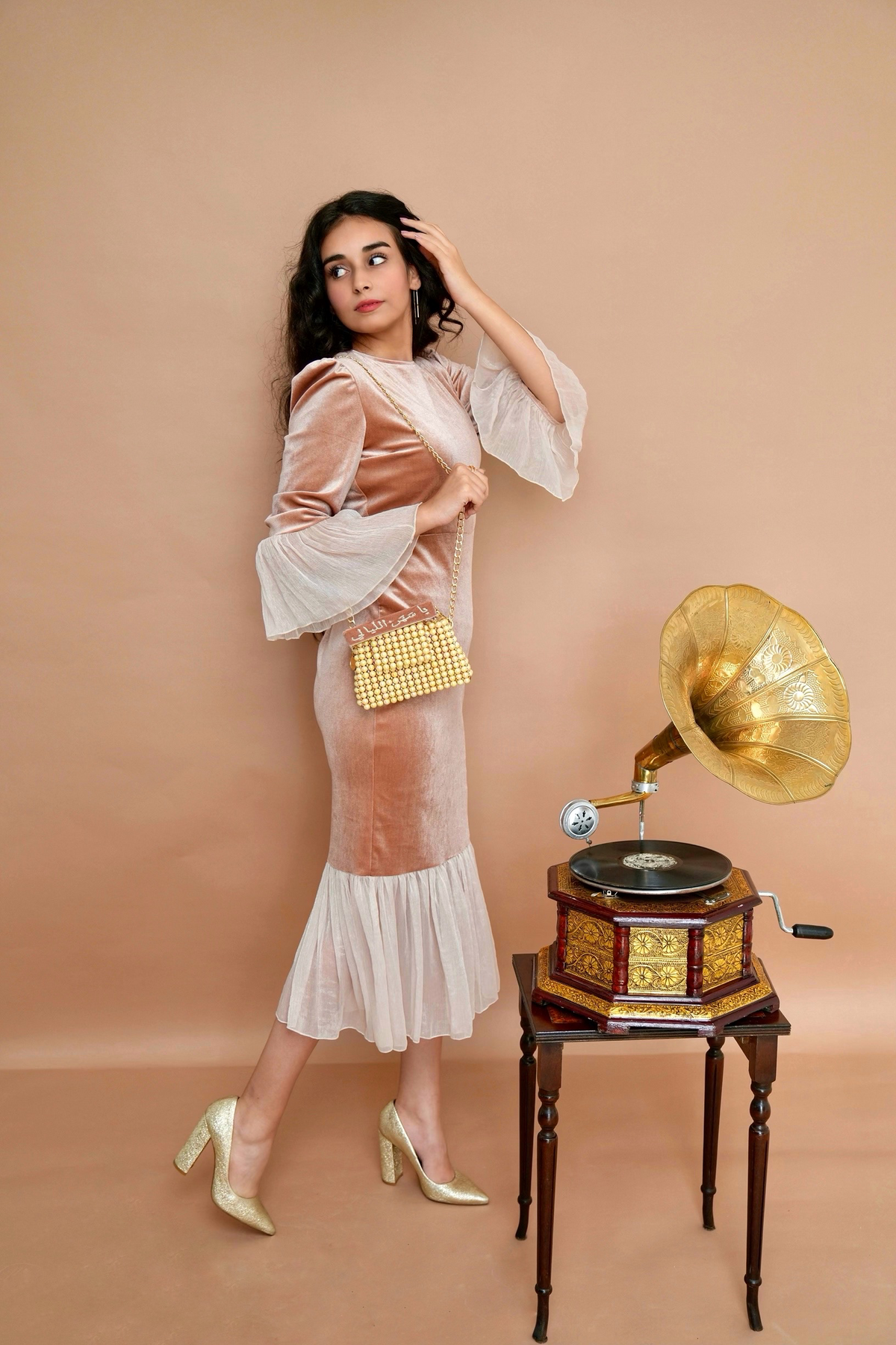 Robe Helwa Rose