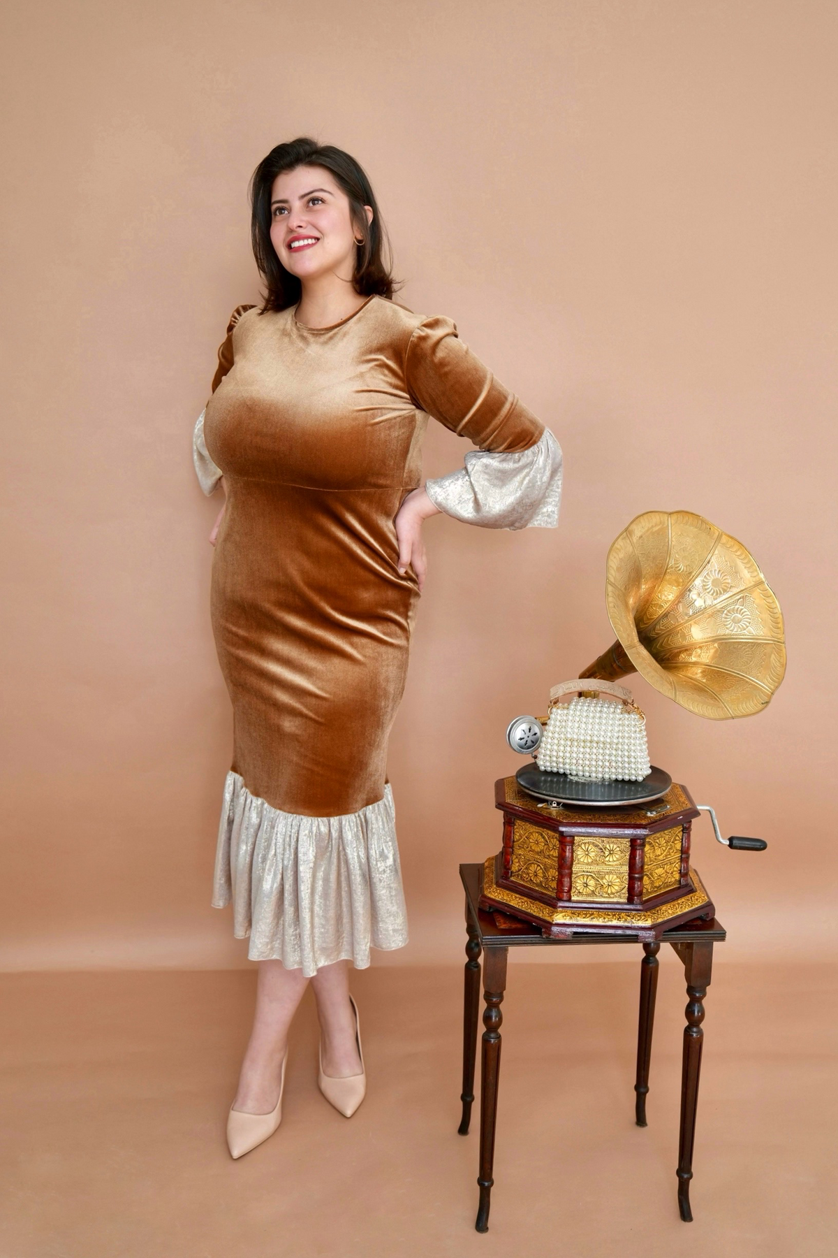 Robe Helwa Dorée