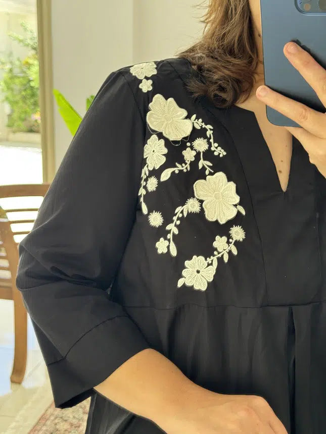 Robe en Popeline de Coton Noir avec Broderie