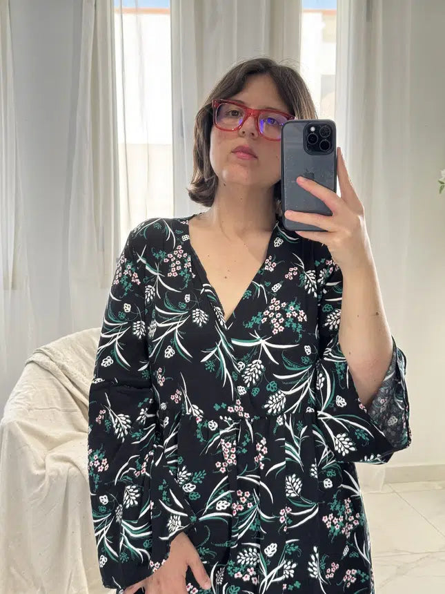 Robe en Fibranne Noire Imprimée