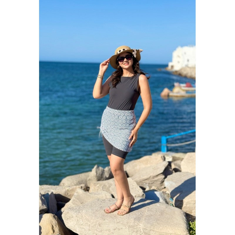 Maillot de Bain 2 Pièces – Combinaison Short & Cache-jupe