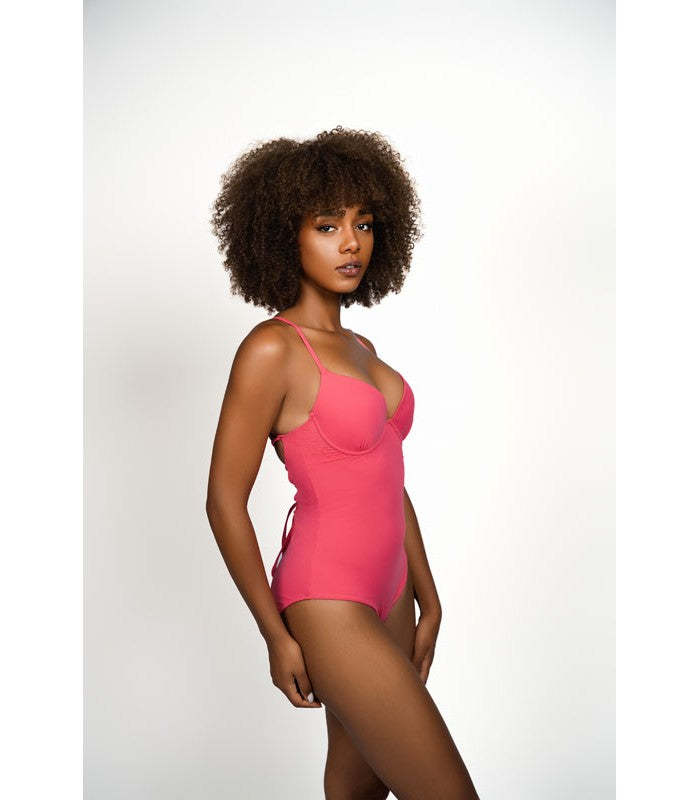 Maillot à double rembourrage et lacet au dos