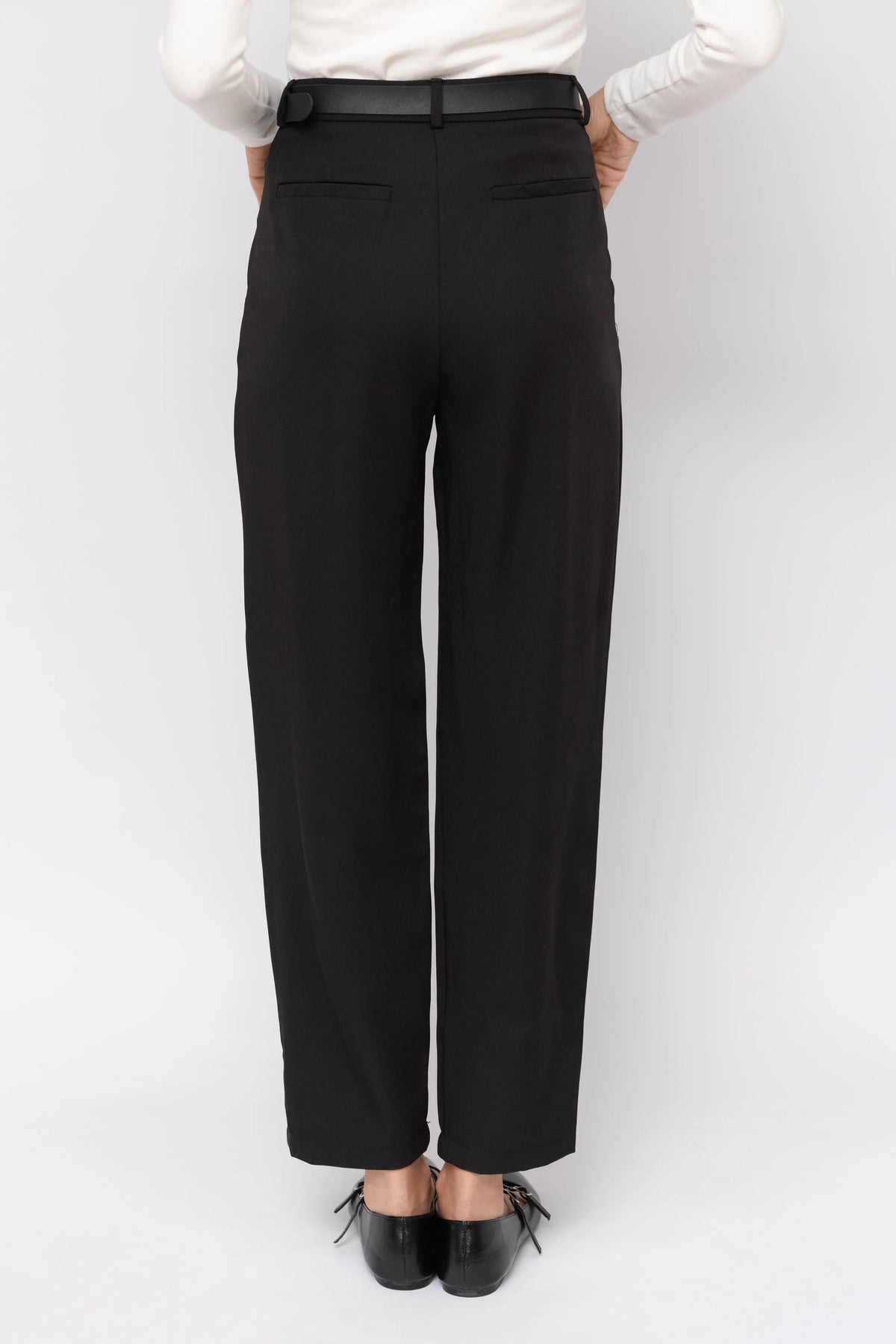 Pantalon Edge – Taille Haute avec Ceinture et Passepoil