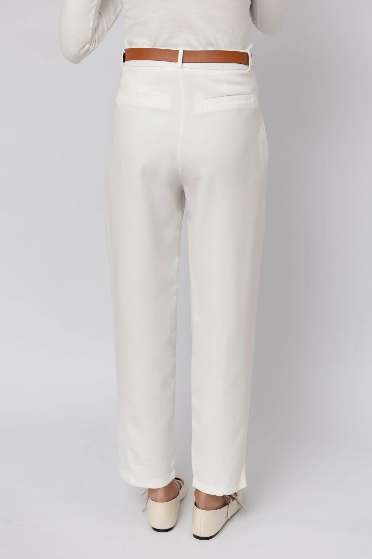 Pantalon Edge – Taille Haute avec Ceinture et Passepoil