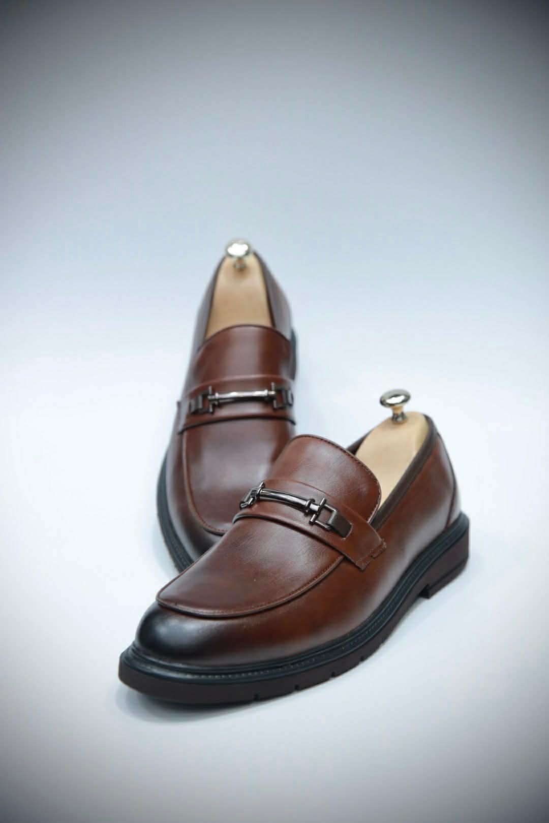 shoe-brown-b